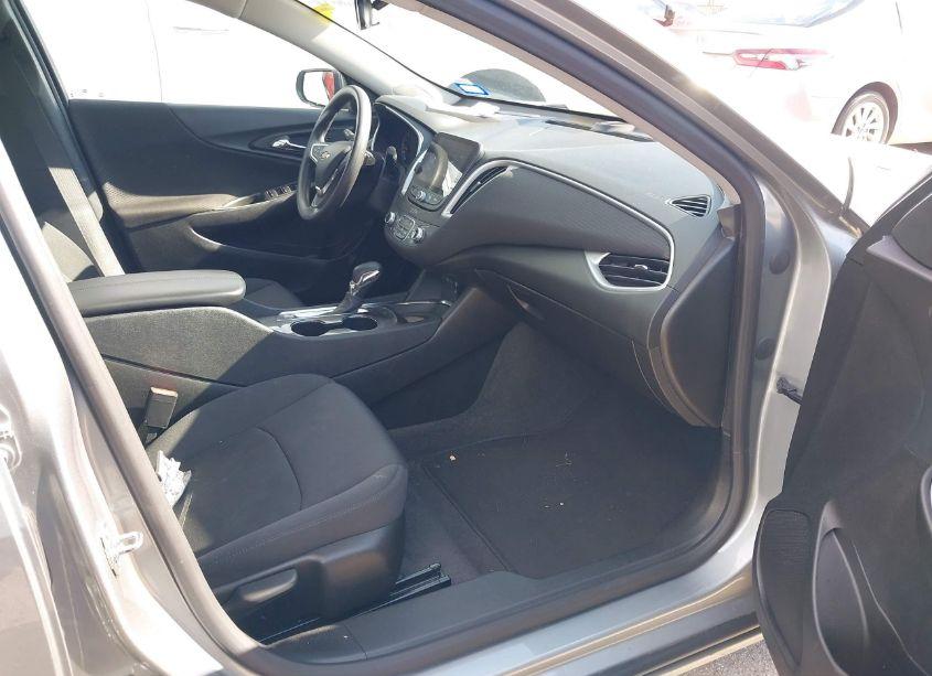 Photo 5 of 2023 Chevrolet Malibu FWD 1LT (VIN 1G1ZD5ST6PF253498)