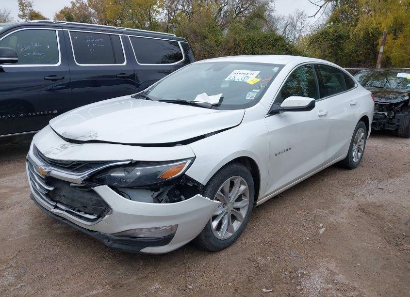 Photo 2 of 2024 Chevrolet Malibu FWD 1LT (VIN 1G1ZD5ST6RF108884)