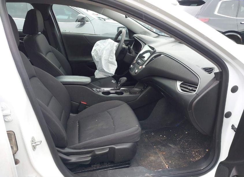 Photo 5 of 2024 Chevrolet Malibu FWD 1LT (VIN 1G1ZD5ST6RF108884)