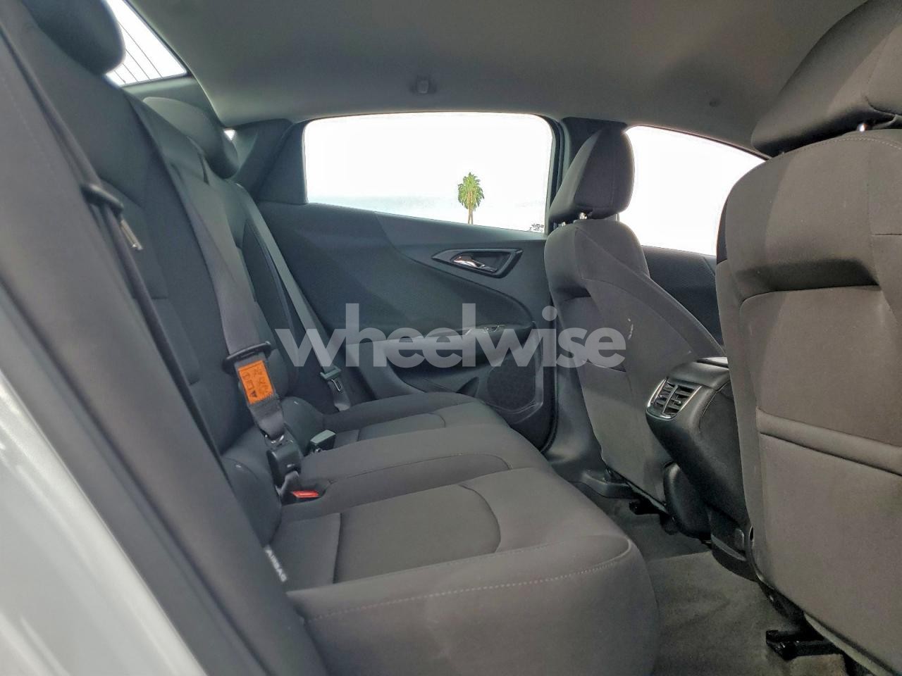 Photo 10 of 2024 CHEVROLET MALIBU LT (VIN 1G1ZD5ST6RF127077)