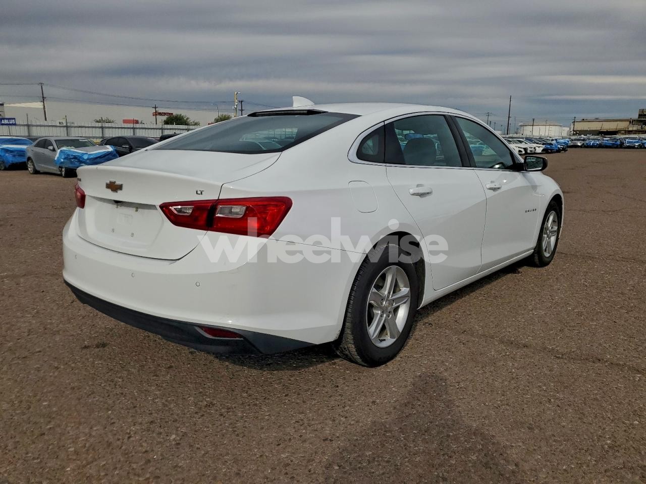 Photo 3 of 2024 CHEVROLET MALIBU LT (VIN 1G1ZD5ST6RF127077)