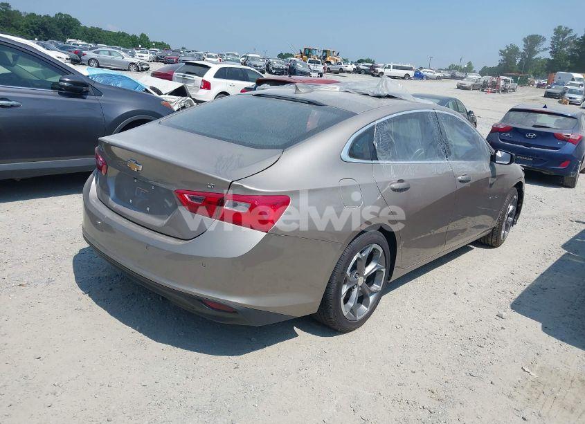 Photo 4 of 2024 Chevrolet Malibu LT (VIN 1G1ZD5ST6RF137575)