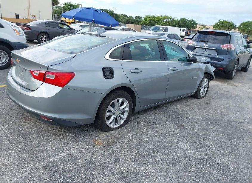 Photo 4 of 2024 Chevrolet Malibu FWD 1LT (VIN 1G1ZD5ST6RF143022)