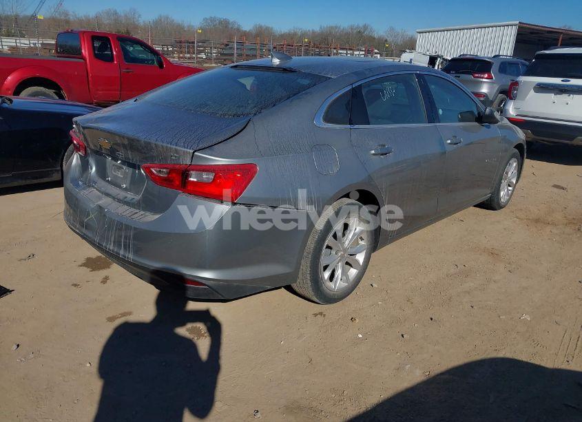 Photo 4 of 2024 Chevrolet Malibu FWD 1LT (VIN 1G1ZD5ST6RF145076)