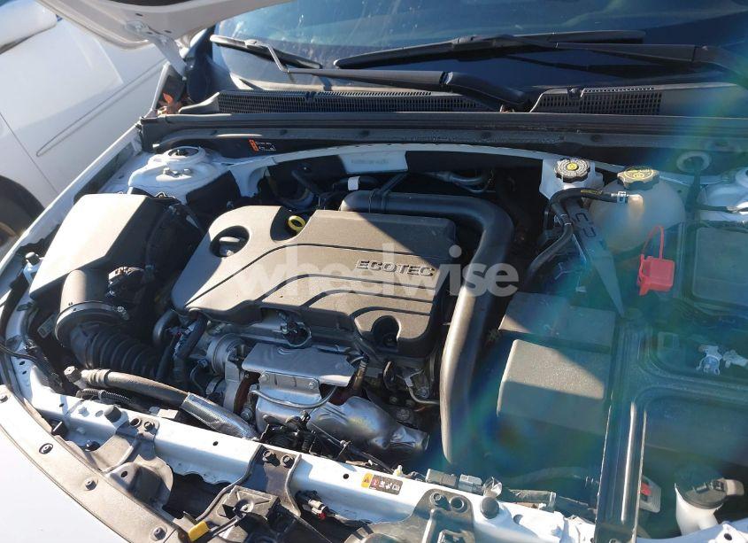 Photo 10 of 2024 Chevrolet Malibu FWD 1LT (VIN 1G1ZD5ST6RF146325)