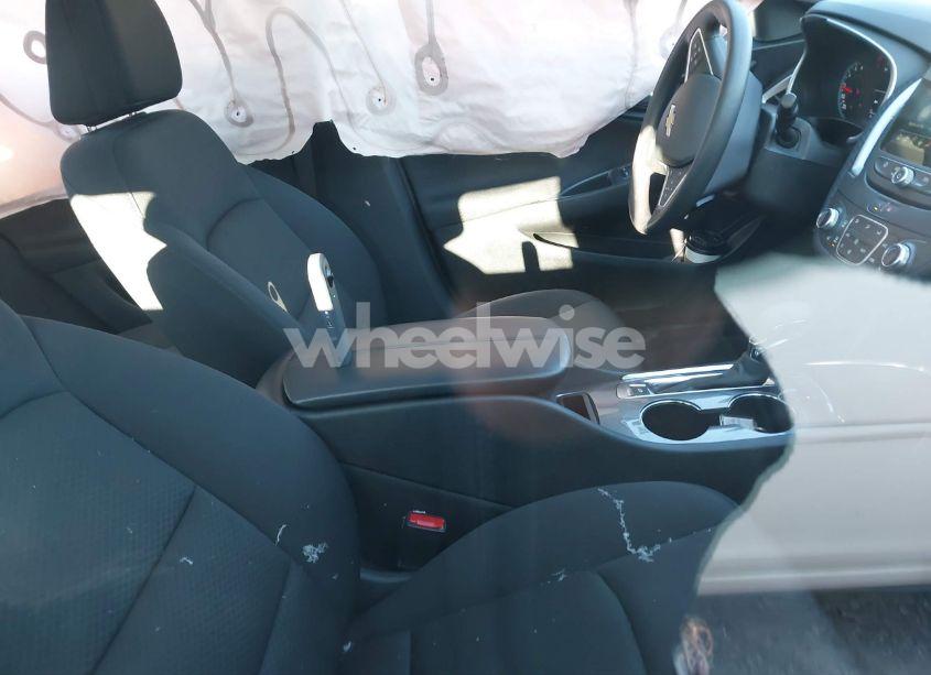 Photo 8 of 2024 Chevrolet Malibu FWD 1LT (VIN 1G1ZD5ST6RF146325)