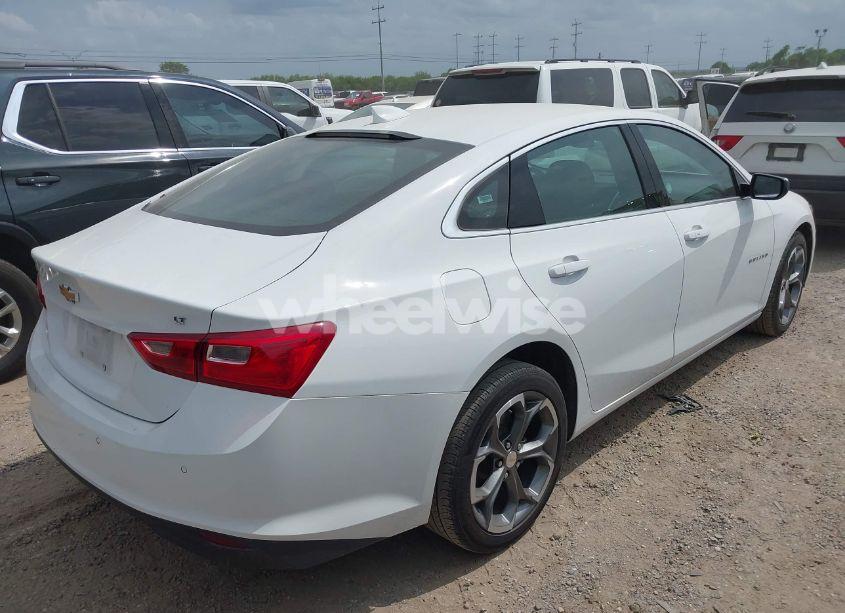 Photo 4 of 2024 Chevrolet Malibu FWD 1LT (VIN 1G1ZD5ST6RF147006)