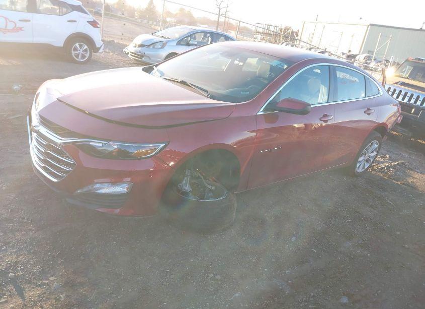 Photo 2 of 2024 Chevrolet Malibu FWD 1LT (VIN 1G1ZD5ST6RF171127)