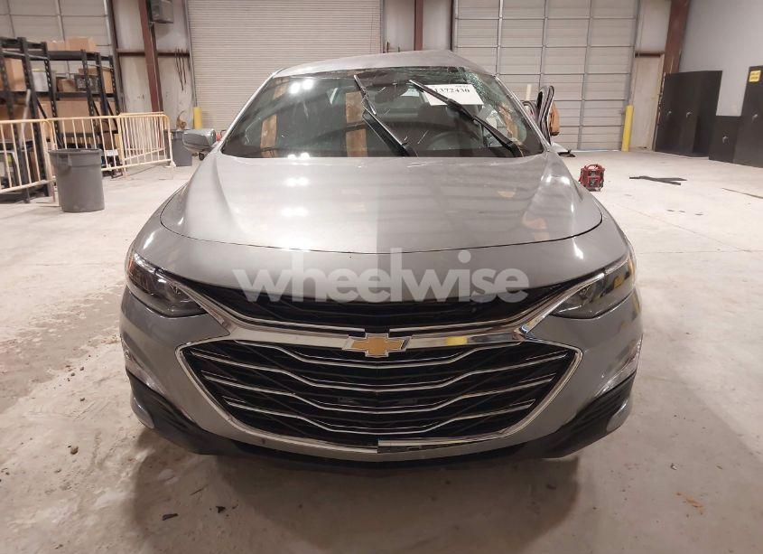 Photo 11 of 2025 Chevrolet Malibu FWD 1LT (VIN 1G1ZD5ST6SF120491)
