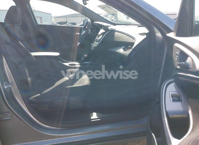 Photo 5 of 2025 Chevrolet Malibu FWD 1LT (VIN 1G1ZD5ST6SF123357)