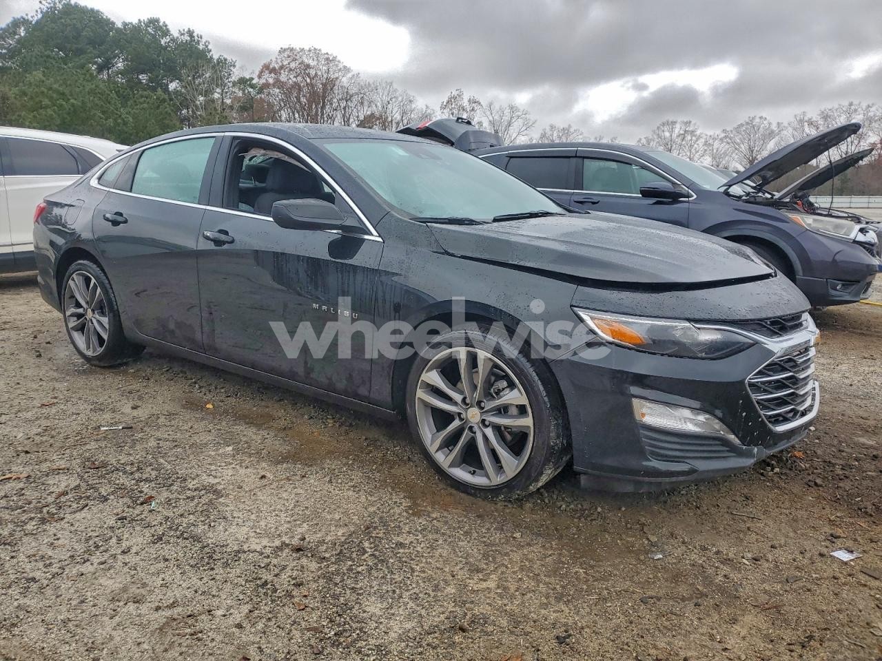 Photo 4 of 2025 CHEVROLET MALIBU LT (VIN 1G1ZD5ST6SF149893)