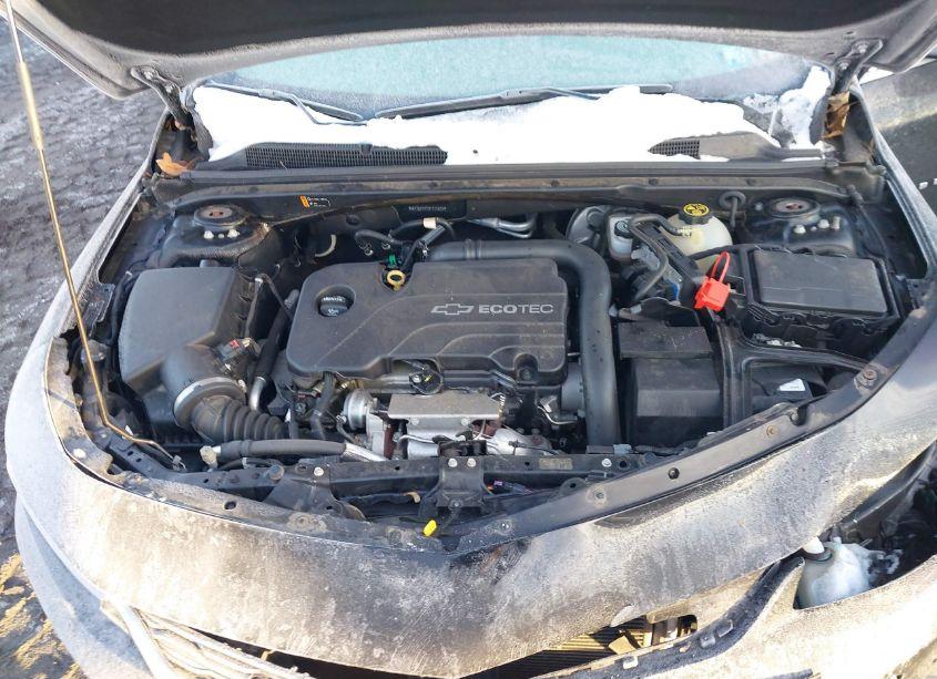 Photo 10 of 2018 Chevrolet Malibu LT (VIN 1G1ZD5ST7JF115623)