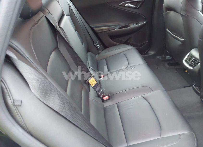Photo 8 of 2018 Chevrolet Malibu LT (VIN 1G1ZD5ST7JF117288)
