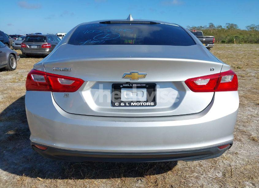 Photo 16 of 2018 Chevrolet Malibu LT (VIN 1G1ZD5ST7JF132714)