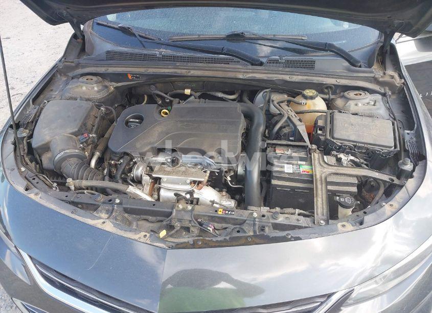 Photo 10 of 2018 Chevrolet Malibu LT (VIN 1G1ZD5ST7JF135760)