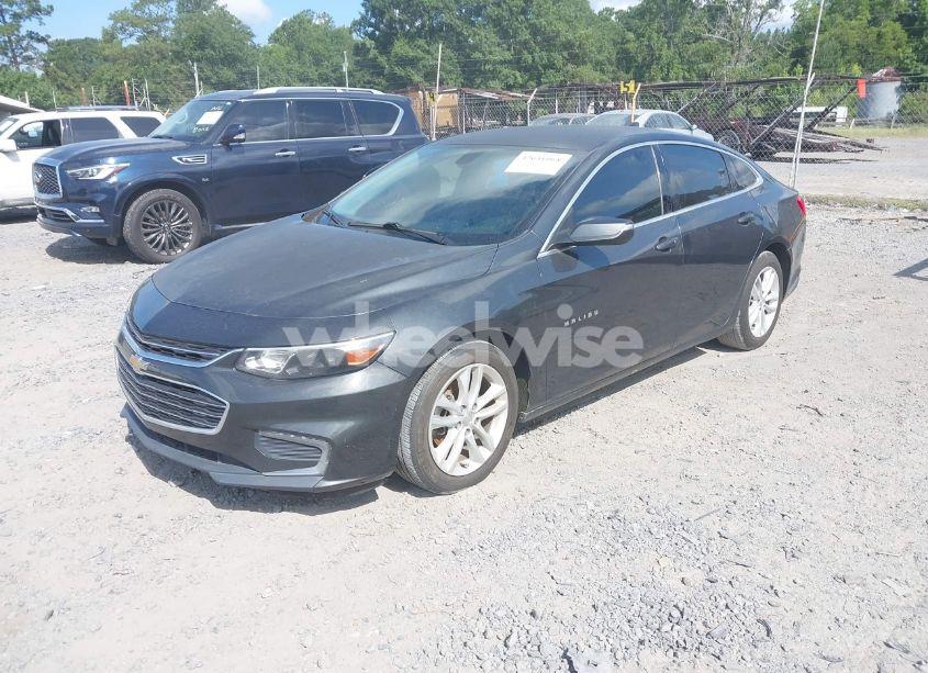 Photo 6 of 2018 Chevrolet Malibu LT (VIN 1G1ZD5ST7JF135760)