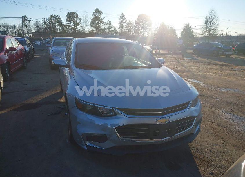 Photo 12 of 2018 Chevrolet Malibu LT (VIN 1G1ZD5ST7JF140909)