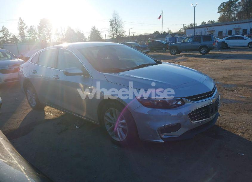 Photo 13 of 2018 Chevrolet Malibu LT (VIN 1G1ZD5ST7JF140909)