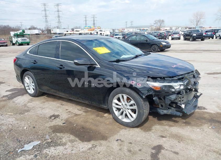 2018 Chevrolet Malibu LT (VIN 1G1ZD5ST7JF146788) main photo