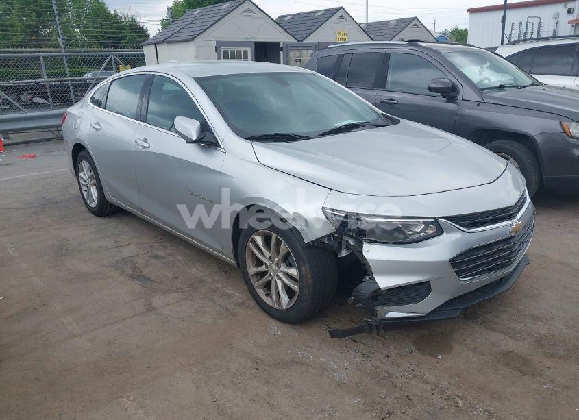 2018 Chevrolet Malibu LT (VIN 1G1ZD5ST7JF150565) main photo