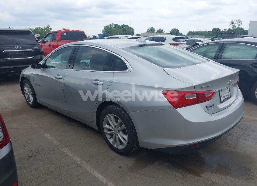 Photo 14 of 2018 Chevrolet Malibu LT (VIN 1G1ZD5ST7JF150565)