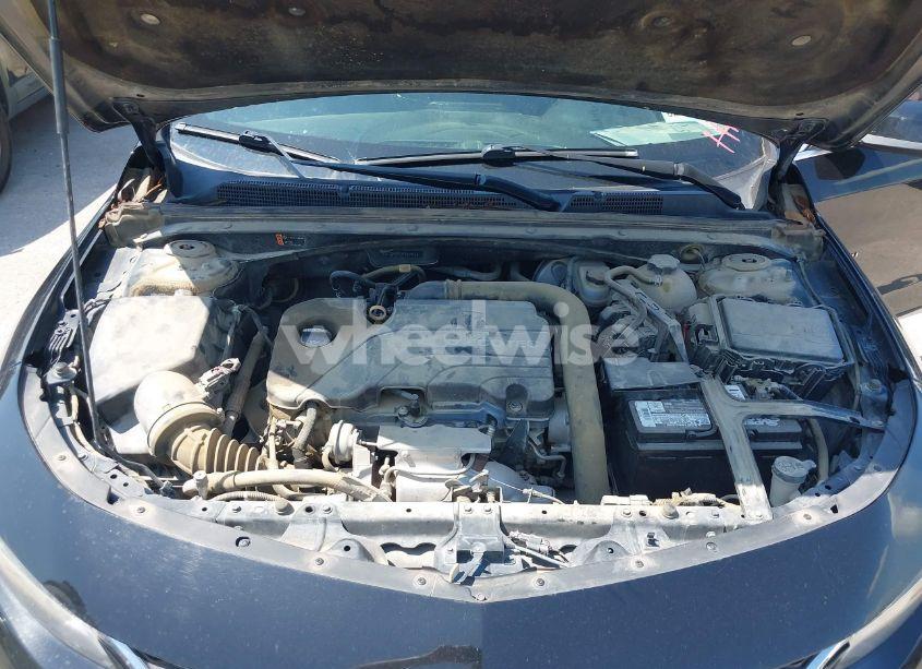 Photo 10 of 2018 Chevrolet Malibu LT (VIN 1G1ZD5ST7JF162733)