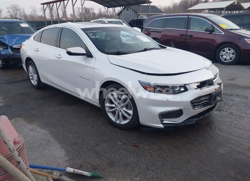 2018 Chevrolet Malibu LT (VIN 1G1ZD5ST7JF163770) main photo