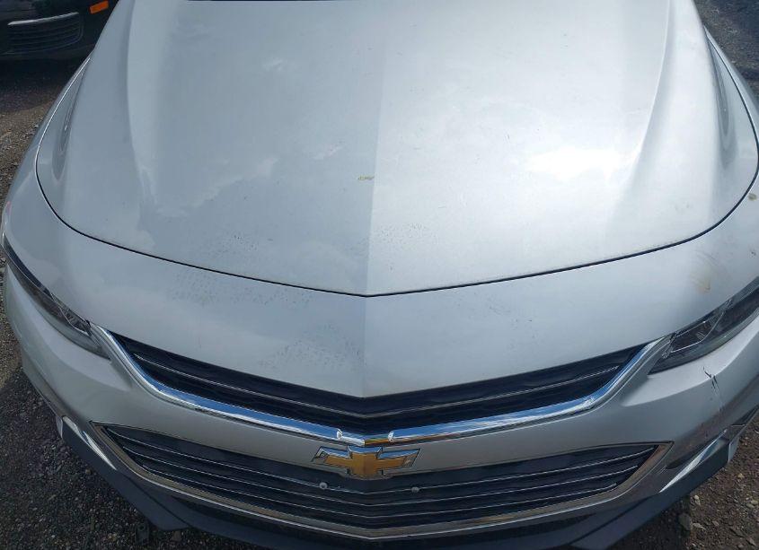 Photo 10 of 2018 Chevrolet Malibu LT (VIN 1G1ZD5ST7JF179953)