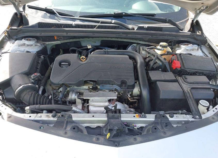 Photo 10 of 2018 Chevrolet Malibu LT (VIN 1G1ZD5ST7JF181038)