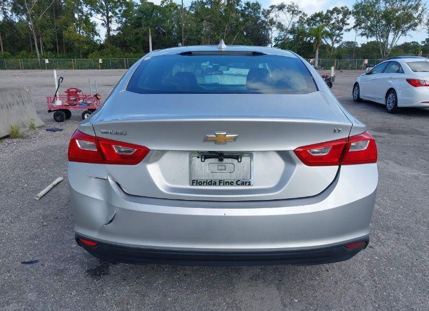 Photo 16 of 2018 Chevrolet Malibu LT (VIN 1G1ZD5ST7JF181038)