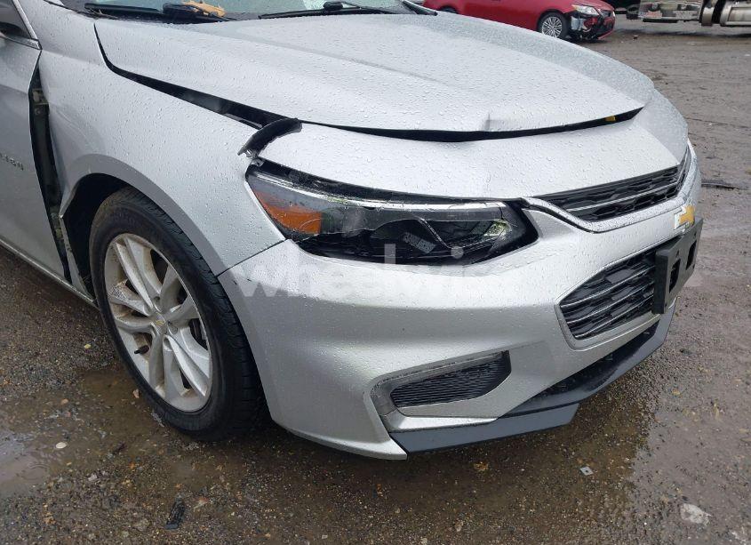 Photo 18 of 2018 Chevrolet Malibu LT (VIN 1G1ZD5ST7JF196834)