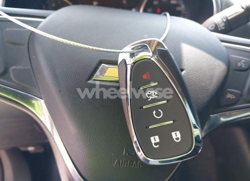 Photo 11 of 2018 Chevrolet Malibu LT (VIN 1G1ZD5ST7JF213373)