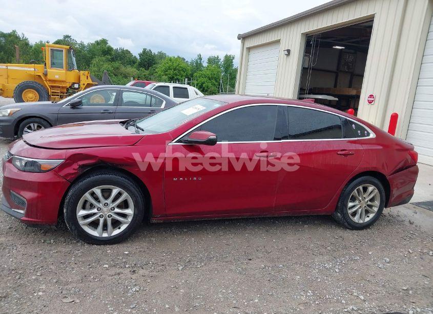 Photo 14 of 2018 Chevrolet Malibu LT (VIN 1G1ZD5ST7JF213373)