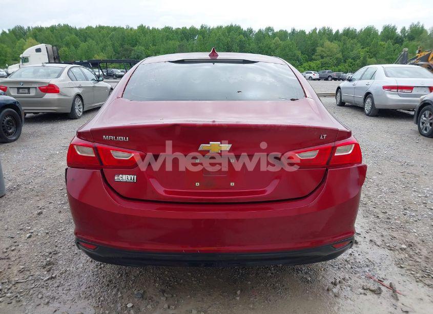 Photo 16 of 2018 Chevrolet Malibu LT (VIN 1G1ZD5ST7JF213373)