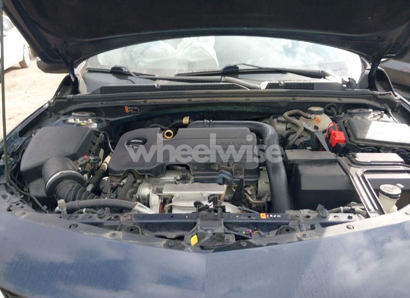 Photo 10 of 2018 Chevrolet Malibu LT (VIN 1G1ZD5ST7JF220887)