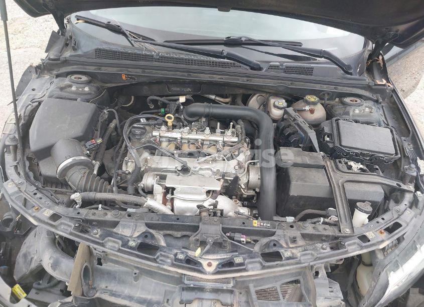 Photo 10 of 2018 Chevrolet Malibu LT (VIN 1G1ZD5ST7JF221831)