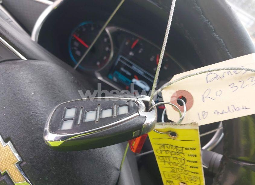 Photo 11 of 2018 Chevrolet Malibu LT (VIN 1G1ZD5ST7JF221831)