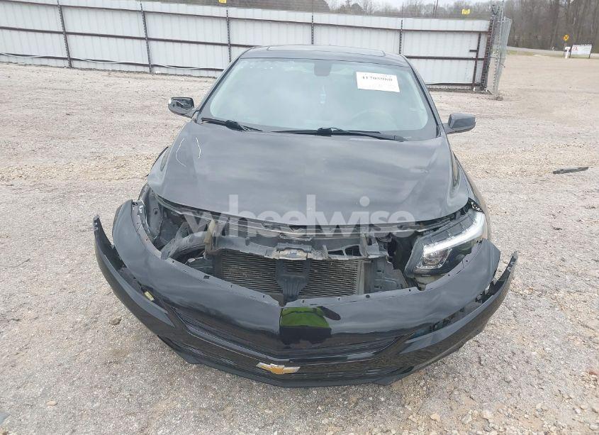 Photo 13 of 2018 Chevrolet Malibu LT (VIN 1G1ZD5ST7JF221831)