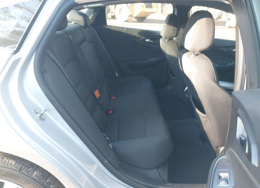 Photo 8 of 2018 Chevrolet Malibu LT (VIN 1G1ZD5ST7JF245059)