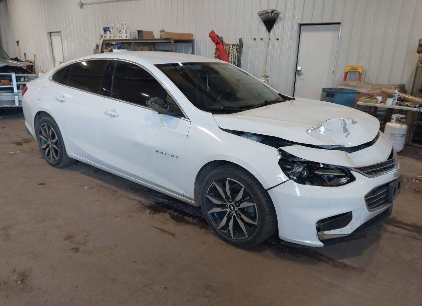 2018 Chevrolet Malibu LT (VIN 1G1ZD5ST7JF255266) main photo