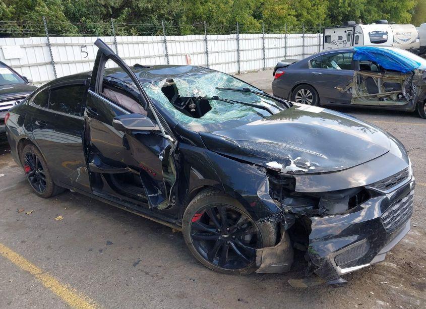 Photo 6 of 2018 Chevrolet Malibu LT (VIN 1G1ZD5ST7JF260676)