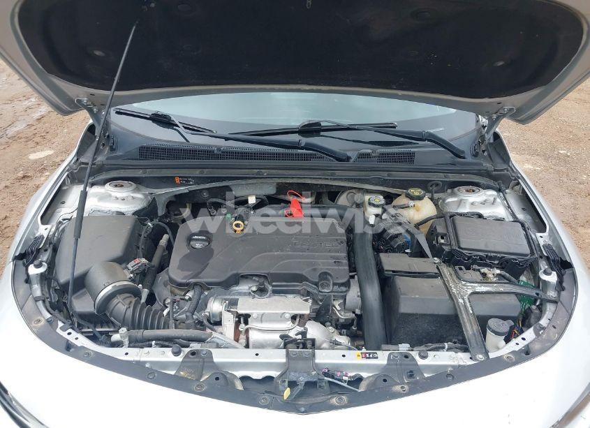 Photo 10 of 2018 Chevrolet Malibu LT (VIN 1G1ZD5ST7JF270124)