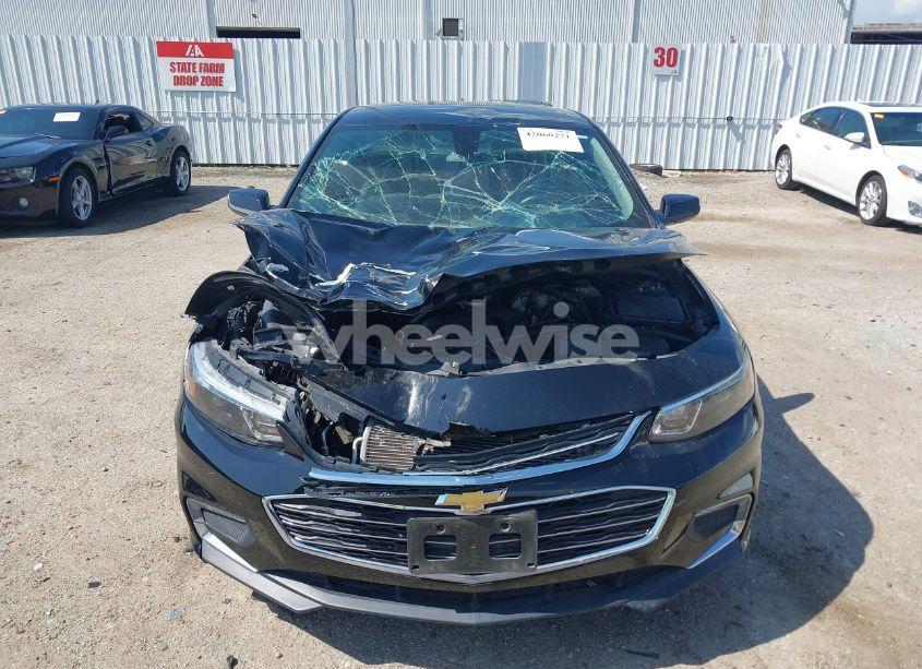 Photo 12 of 2018 Chevrolet Malibu LT (VIN 1G1ZD5ST7JF274223)
