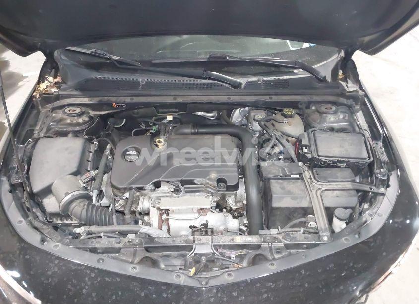 Photo 10 of 2018 Chevrolet Malibu LT (VIN 1G1ZD5ST7JF290969)