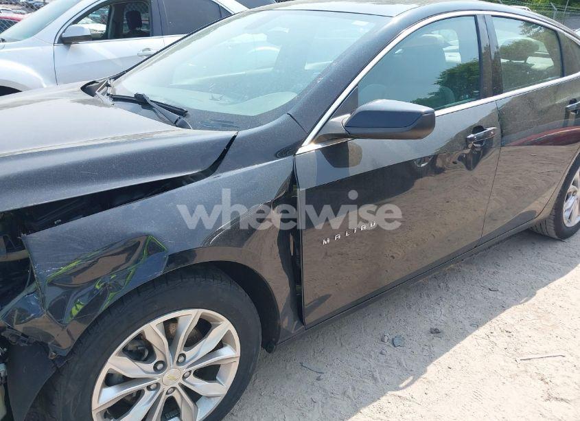 Photo 18 of 2019 Chevrolet Malibu LT (VIN 1G1ZD5ST7KF104431)