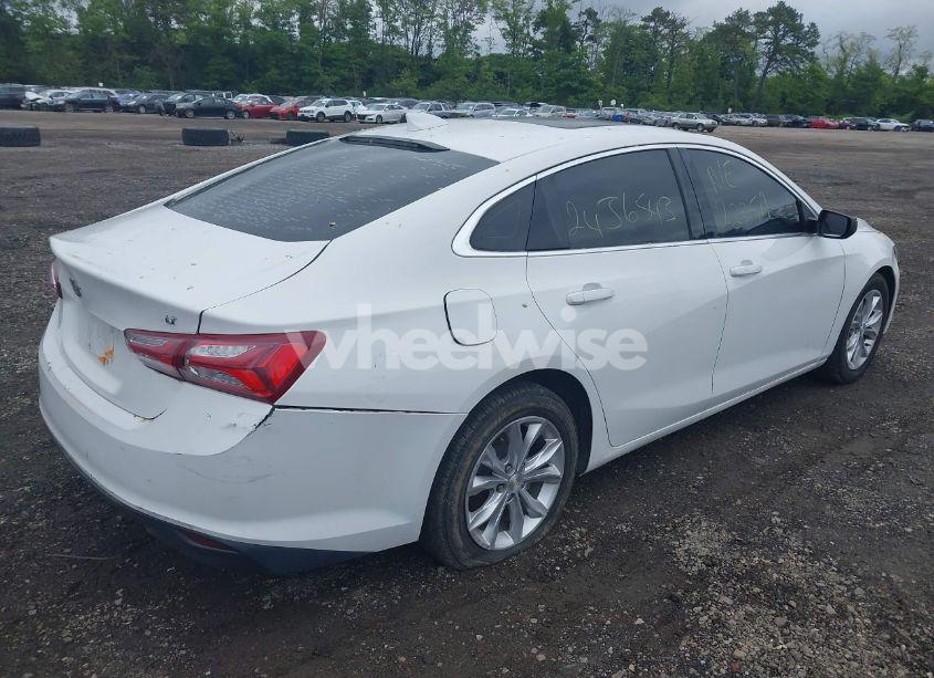 Photo 4 of 2019 Chevrolet Malibu LT (VIN 1G1ZD5ST7KF108396)