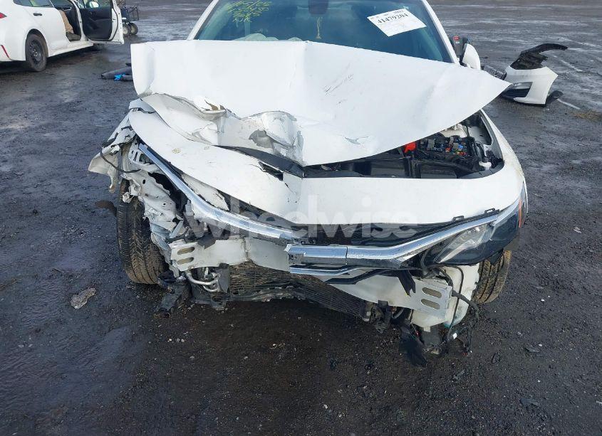 Photo 13 of 2019 Chevrolet Malibu LT (VIN 1G1ZD5ST7KF110021)