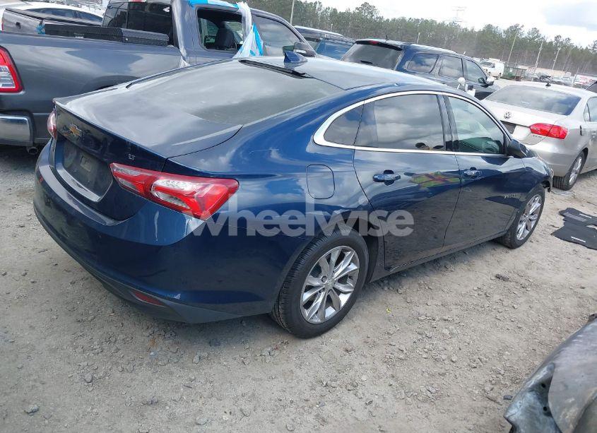 Photo 4 of 2019 Chevrolet Malibu LT (VIN 1G1ZD5ST7KF113212)