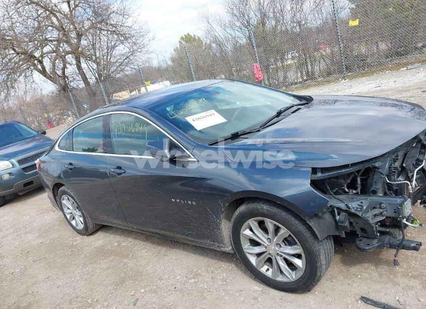 Photo 13 of 2019 Chevrolet Malibu LT (VIN 1G1ZD5ST7KF115820)