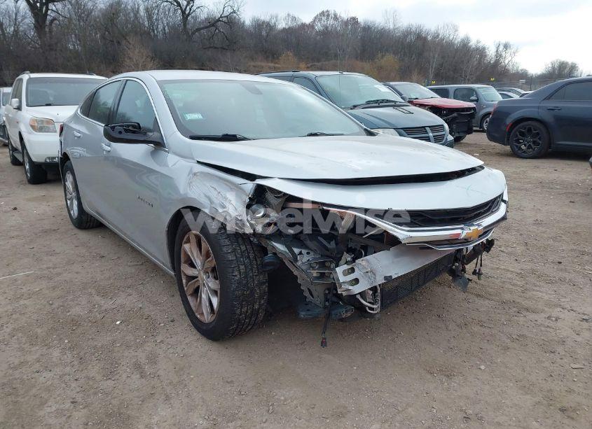 2019 Chevrolet Malibu LT (VIN 1G1ZD5ST7KF116496) main photo